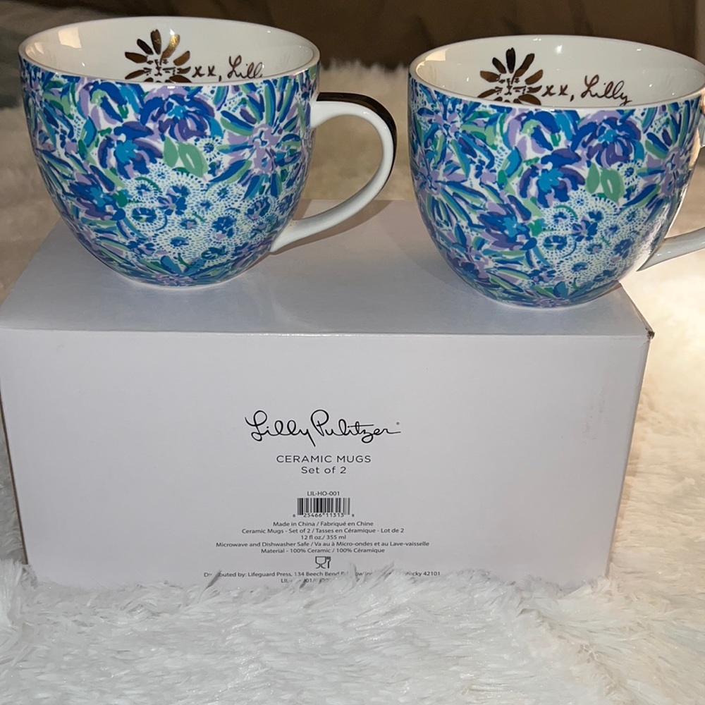 Set of (4) Lilly Pulitzer ceramic mugs